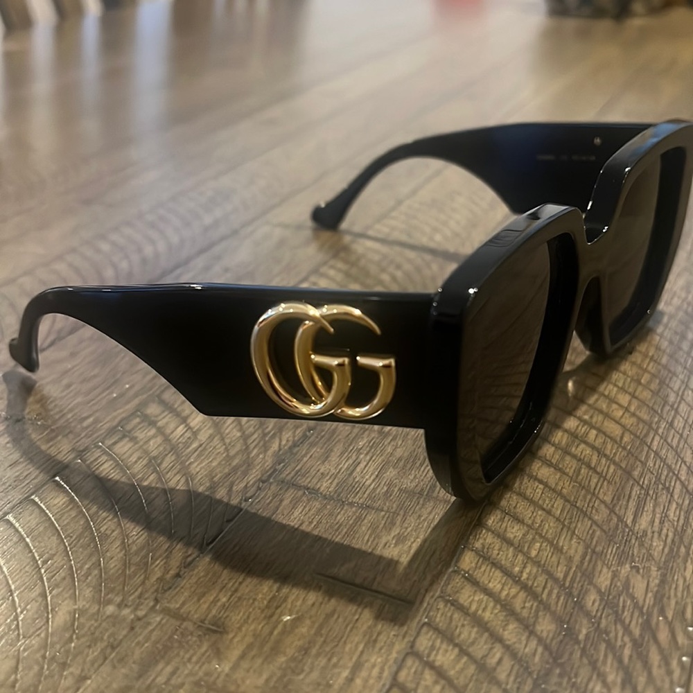 Gucci sunglasses